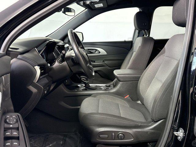 used 2022 Chevrolet Traverse car, priced at $27,000