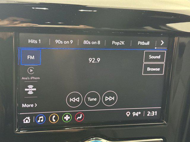 used 2022 Chevrolet Traverse car, priced at $27,000