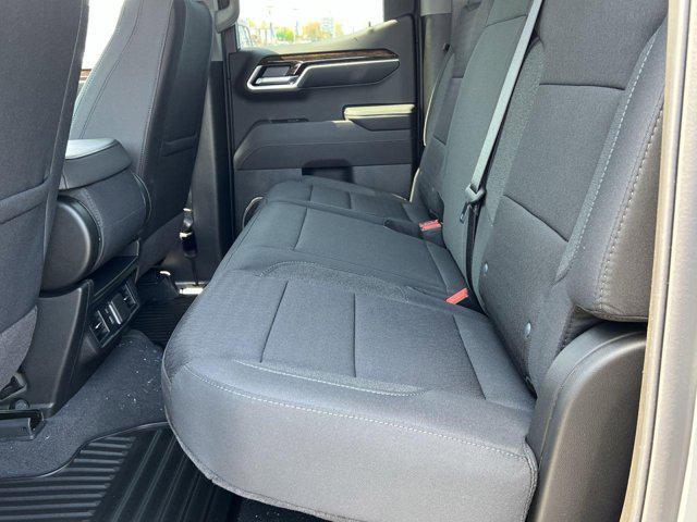 new 2025 GMC Sierra 1500 car, priced at $45,583
