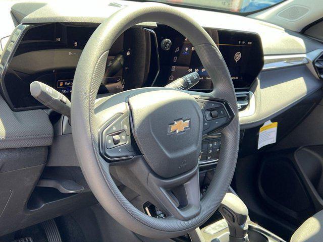 new 2025 Chevrolet TrailBlazer car, priced at $27,095