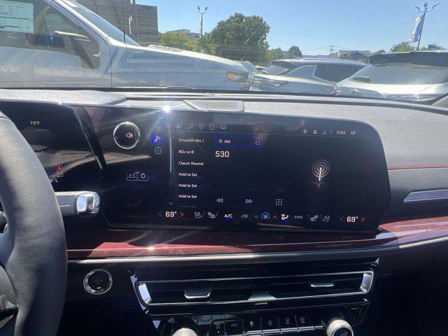 new 2025 Chevrolet Traverse car, priced at $57,701