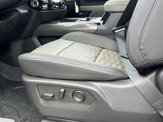 new 2025 Chevrolet Silverado 2500 car, priced at $83,105
