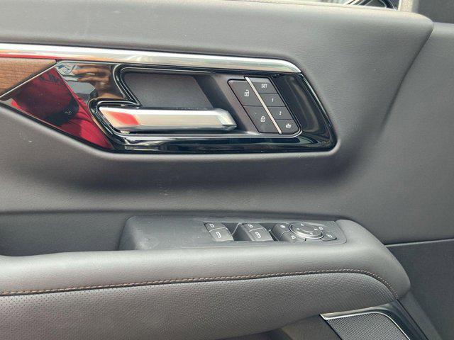 new 2025 Chevrolet Suburban car, priced at $91,990