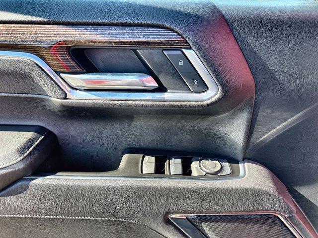 used 2025 GMC Sierra 1500 car, priced at $41,500