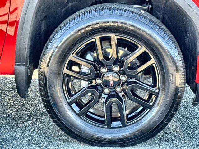 used 2025 GMC Sierra 1500 car, priced at $41,500