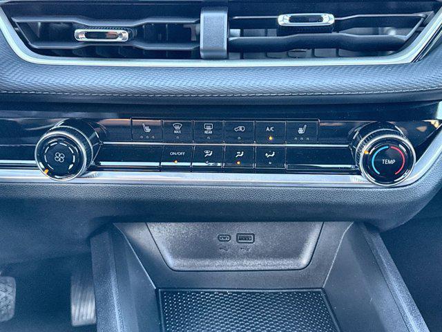 new 2026 Chevrolet Equinox car, priced at $26,105