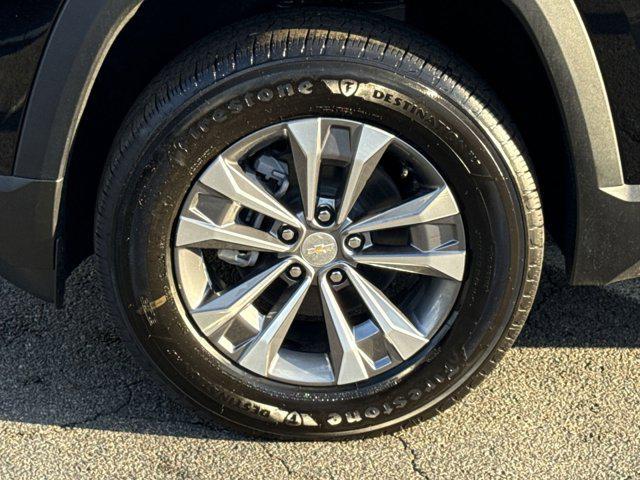 new 2026 Chevrolet Equinox car, priced at $26,105