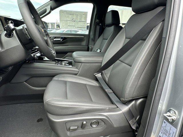 new 2025 Chevrolet Suburban car, priced at $75,380