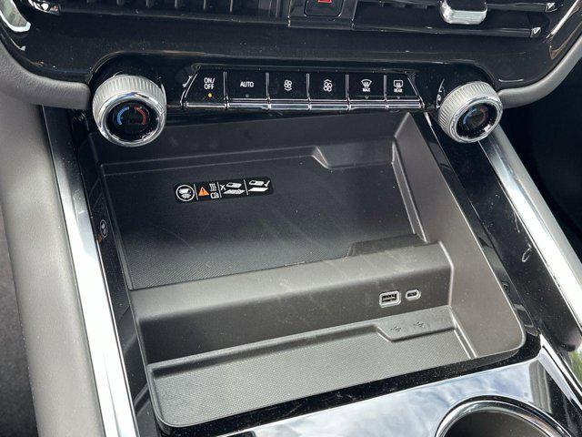 new 2025 Chevrolet Suburban car, priced at $75,380