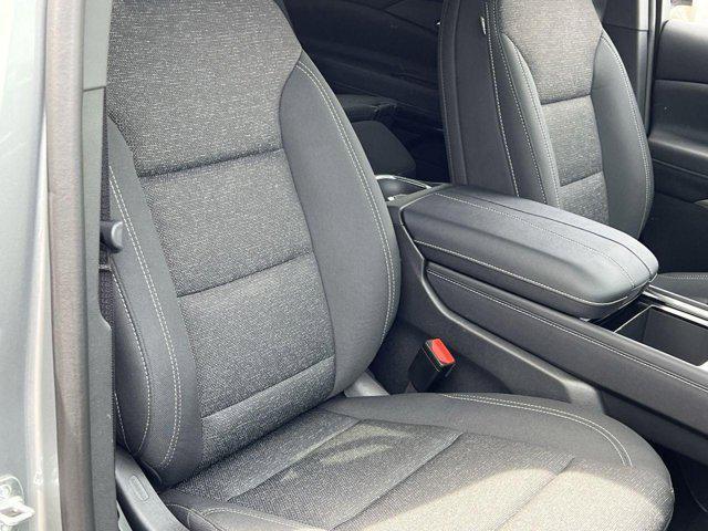new 2025 Chevrolet Traverse car, priced at $40,833