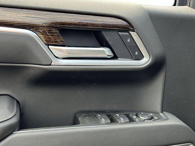 new 2025 GMC Sierra 1500 car, priced at $45,583