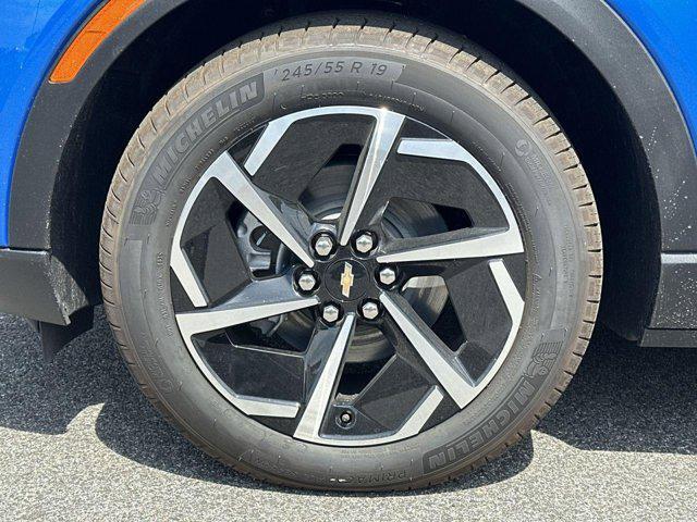 new 2025 Chevrolet Equinox EV car, priced at $33,790