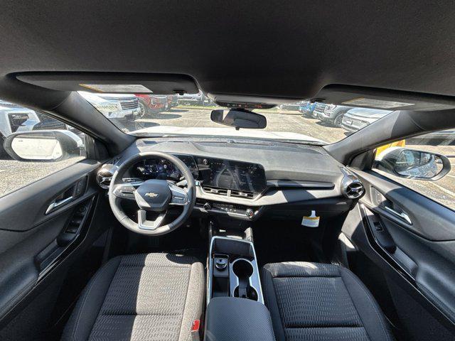 new 2026 Chevrolet Equinox car, priced at $26,108