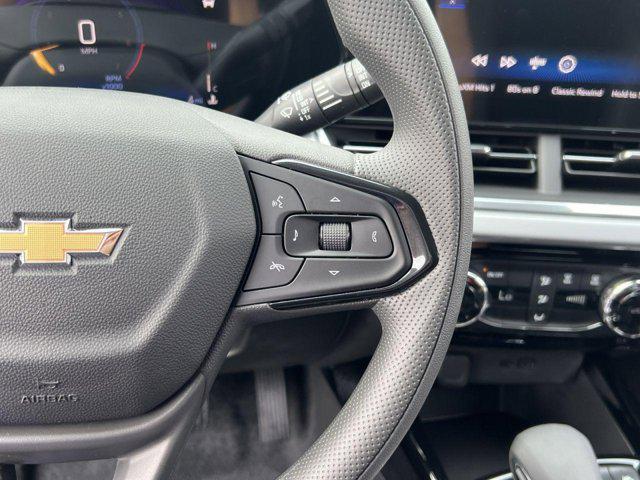 new 2025 Chevrolet Trax car, priced at $22,595