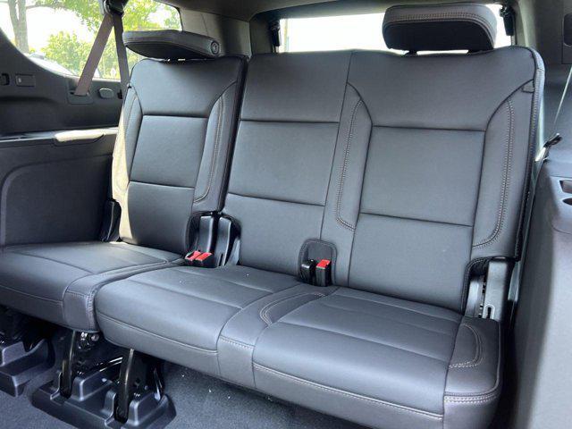 new 2025 Chevrolet Suburban car, priced at $91,990