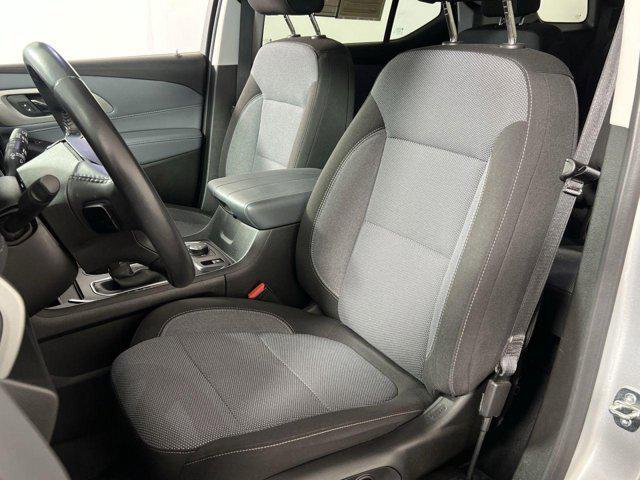 used 2021 Chevrolet Traverse car, priced at $24,000