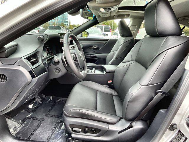 used 2025 Lexus ES 350 car, priced at $41,500