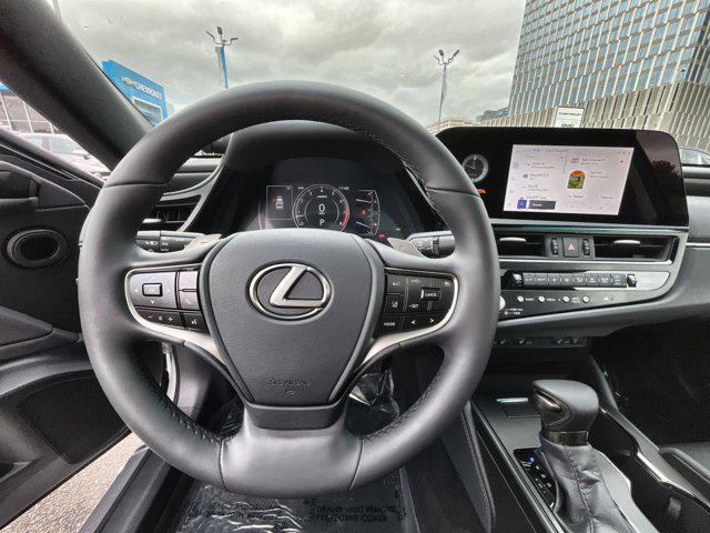 used 2025 Lexus ES 350 car, priced at $41,500