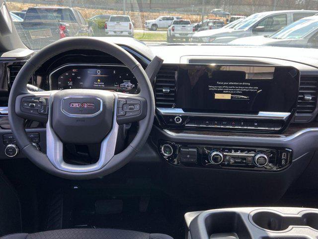 new 2025 GMC Sierra 1500 car, priced at $52,044
