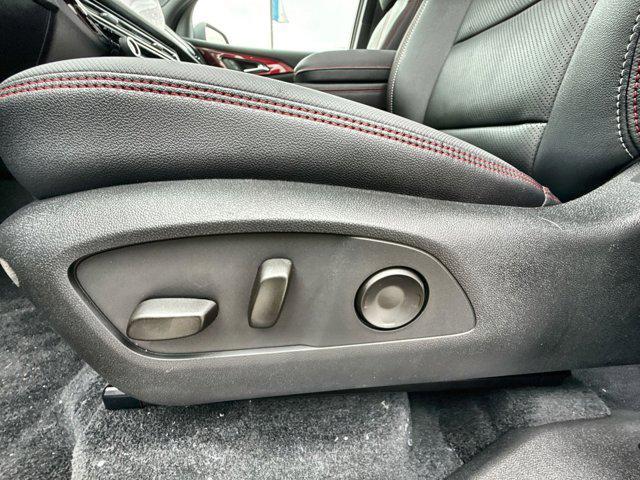 new 2026 Chevrolet Traverse car, priced at $59,083