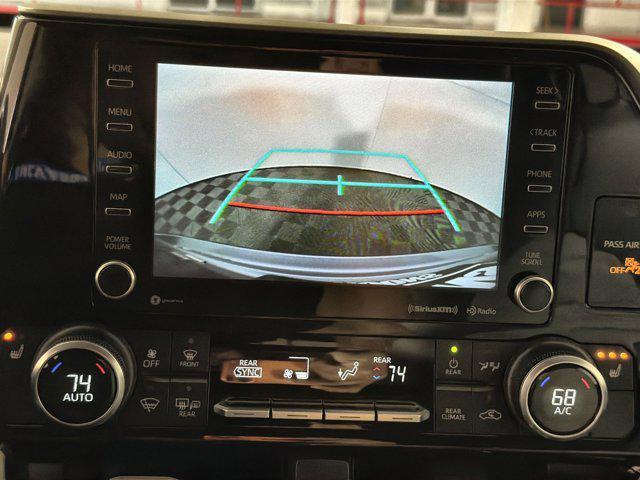 used 2022 Toyota Highlander car, priced at $37,500