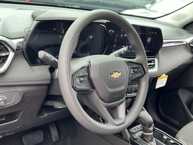 new 2025 Chevrolet TrailBlazer car, priced at $27,095