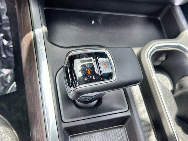new 2025 GMC Sierra 1500 car, priced at $55,223