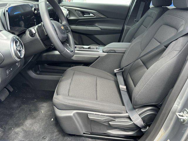 new 2025 Chevrolet Equinox EV car, priced at $33,790