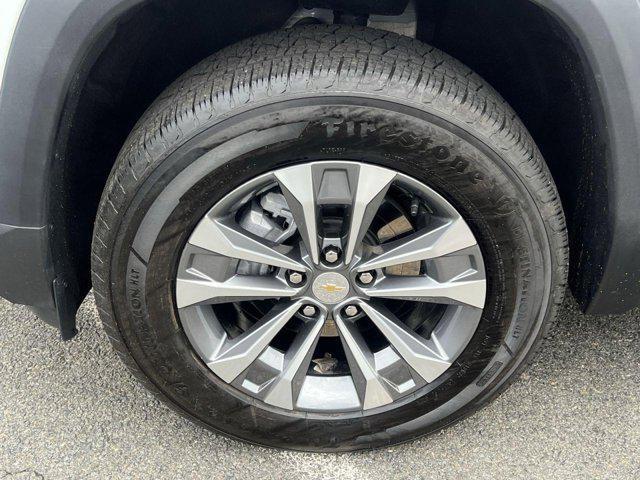 new 2025 Chevrolet Equinox car, priced at $28,108