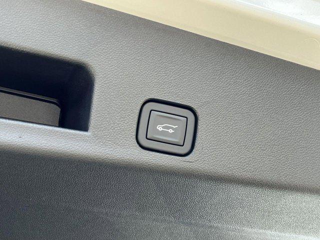 new 2025 GMC Acadia car, priced at $63,235