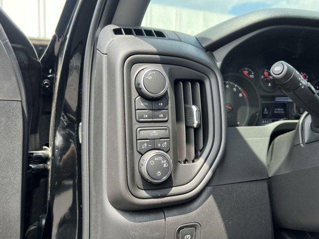 new 2025 Chevrolet Silverado 1500 car, priced at $52,100