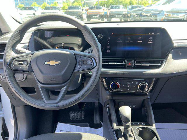 new 2025 Chevrolet TrailBlazer car, priced at $24,010