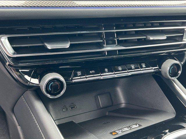 new 2025 Chevrolet Traverse car, priced at $54,295