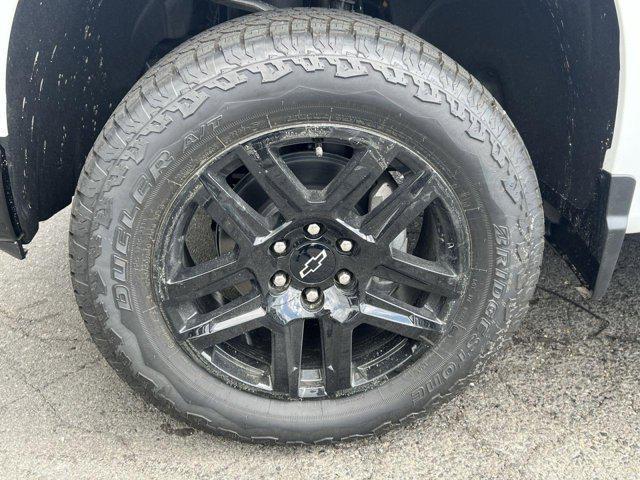 new 2025 Chevrolet Silverado 1500 car, priced at $52,100