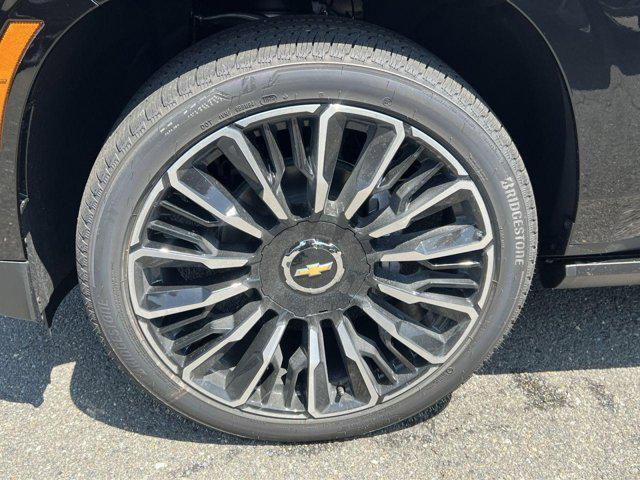 new 2025 Chevrolet Suburban car, priced at $91,990