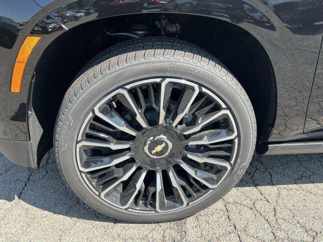new 2025 Chevrolet Suburban car, priced at $91,990