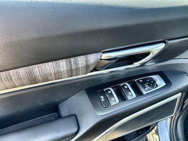 used 2023 Kia Telluride car, priced at $32,000