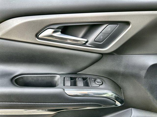 new 2025 Chevrolet Traverse car, priced at $43,570