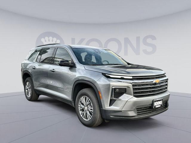 new 2025 Chevrolet Traverse car, priced at $43,570