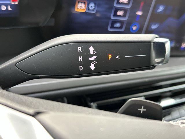 new 2025 Chevrolet Traverse car, priced at $43,570