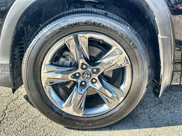 used 2018 Toyota Highlander car, priced at $24,000