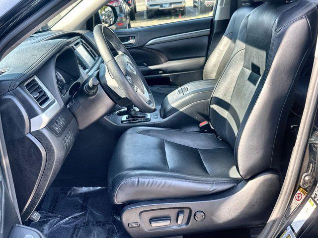 used 2018 Toyota Highlander car, priced at $24,000