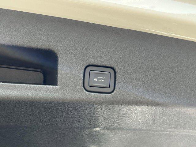 new 2025 GMC Acadia car, priced at $49,789
