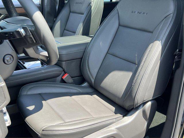 new 2025 GMC Yukon XL car, priced at $94,867