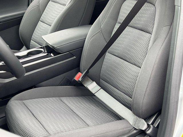 new 2025 Chevrolet Equinox car, priced at $28,890