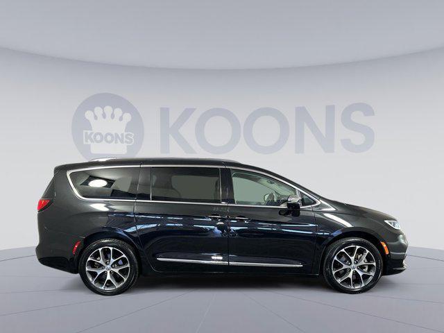 used 2021 Chrysler Pacifica car, priced at $26,000