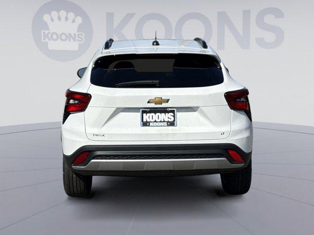 new 2025 Chevrolet Trax car, priced at $22,595