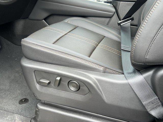 new 2025 Chevrolet Suburban car, priced at $91,990