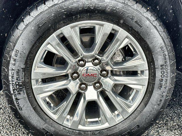 used 2023 GMC Yukon car, priced at $63,000