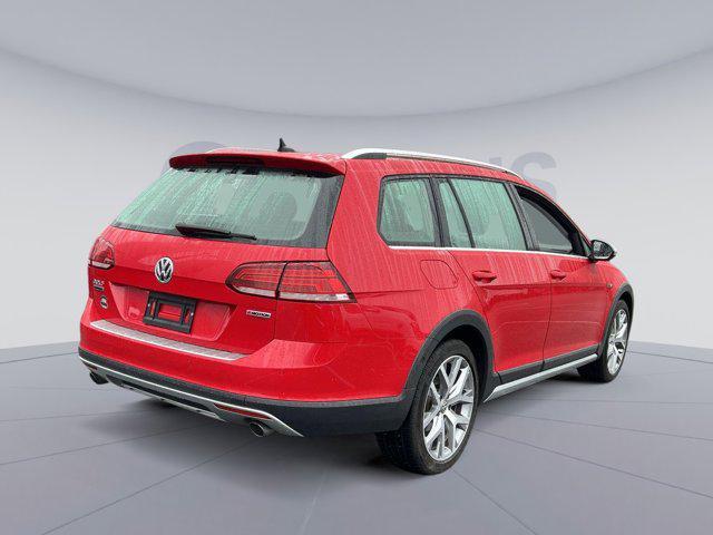 used 2019 Volkswagen Golf Alltrack car, priced at $23,000